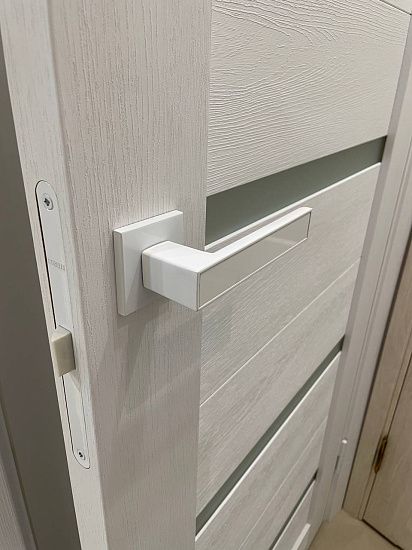 Межкомнатная дверь  