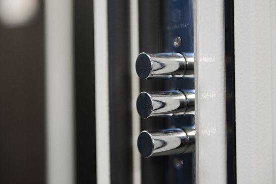 Входная дверь  